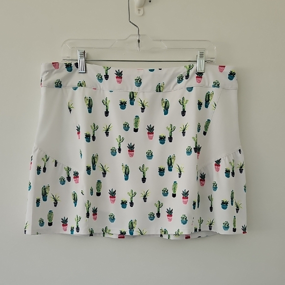 Lillie Green Dresses & Skirts - Lillie Green Cactus Print Athletic Tennis Skort Size‎ Large